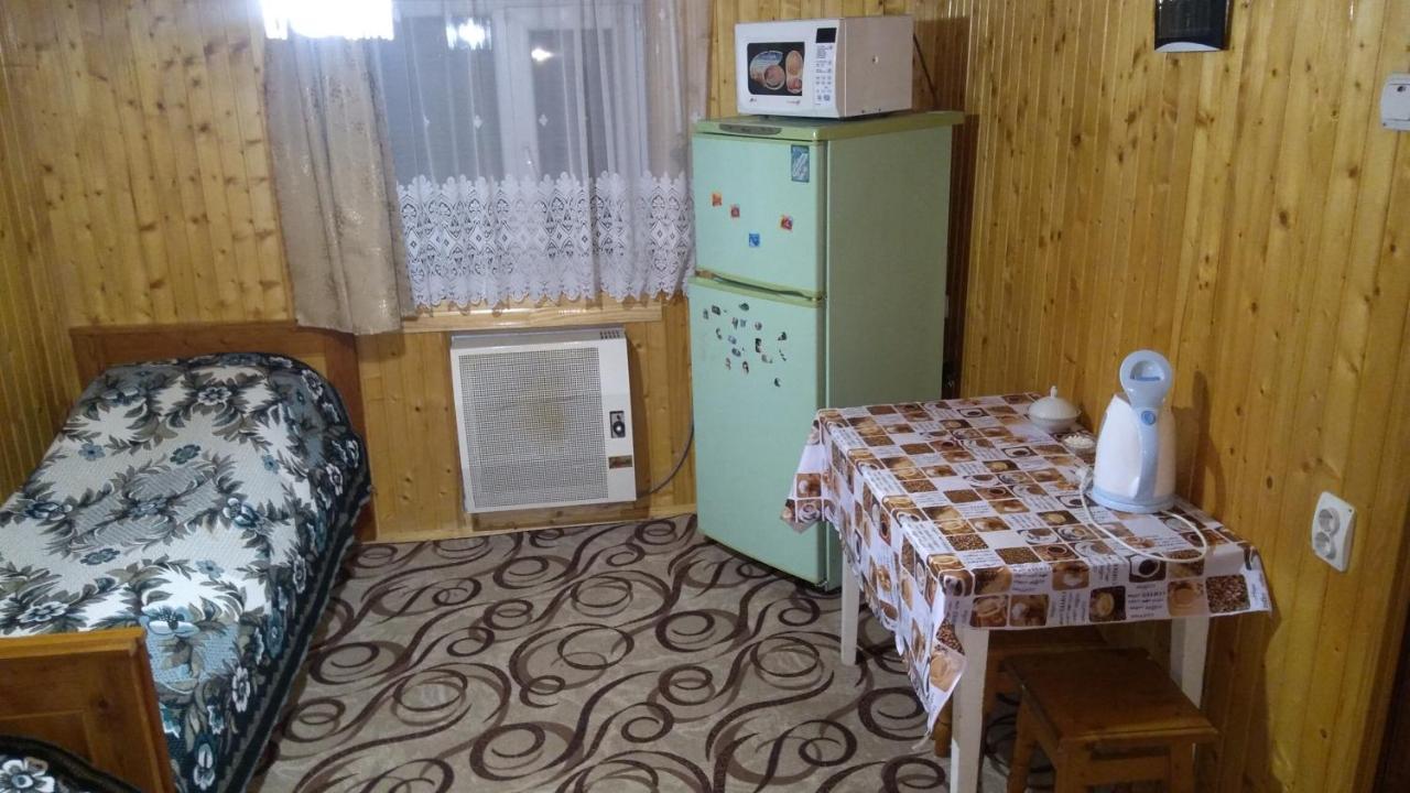 Базилік Люкс Διαμέρισμα Γιαρέμτσε Εξωτερικό φωτογραφία