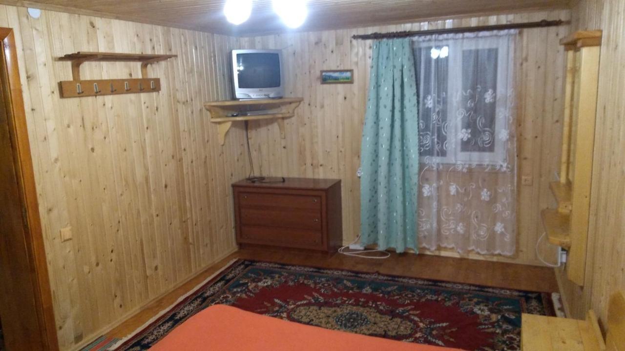 Базилік Люкс Διαμέρισμα Γιαρέμτσε Εξωτερικό φωτογραφία